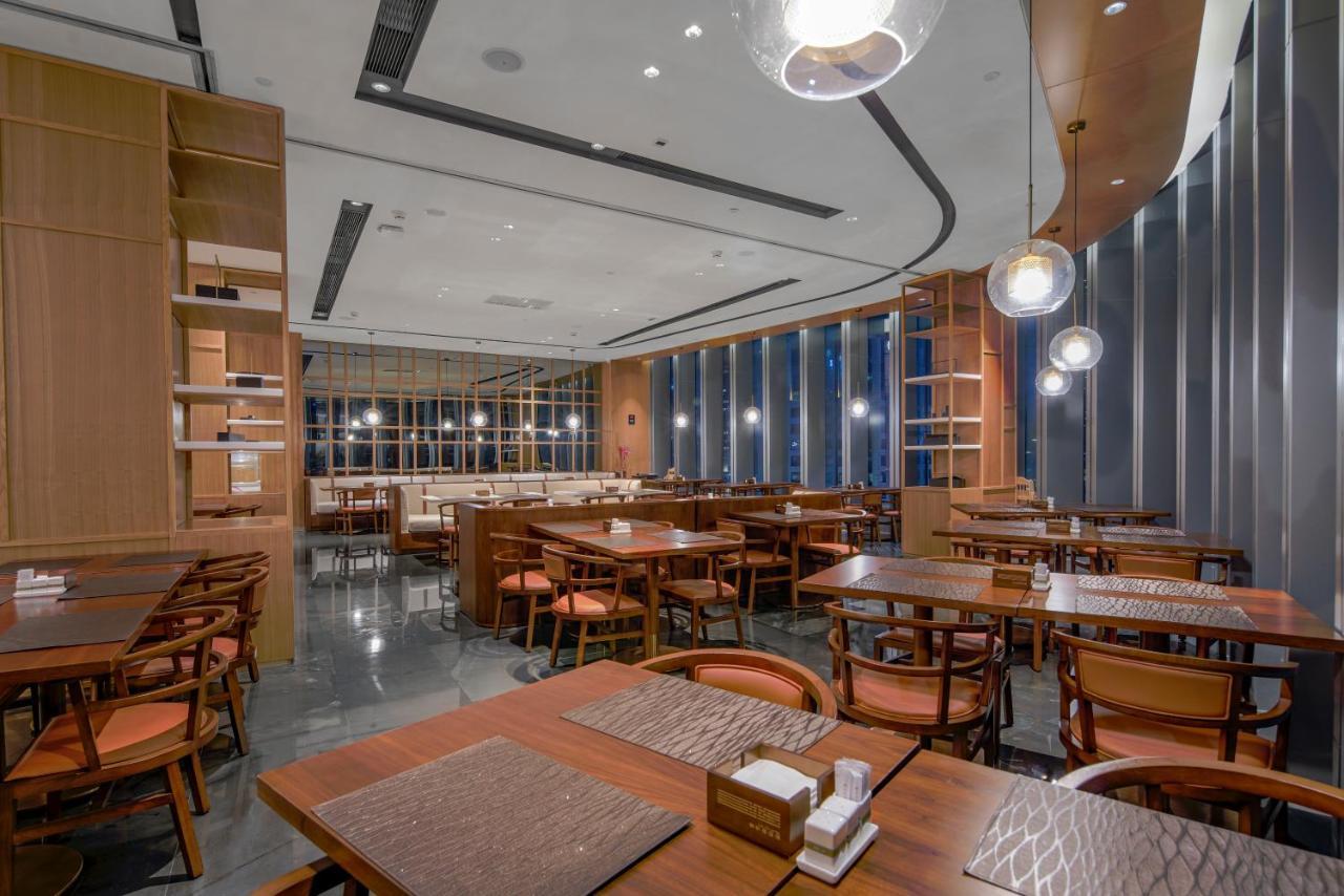 Holiday Inn Guangzhou Zhujiang New Town By Ihg Exterior foto