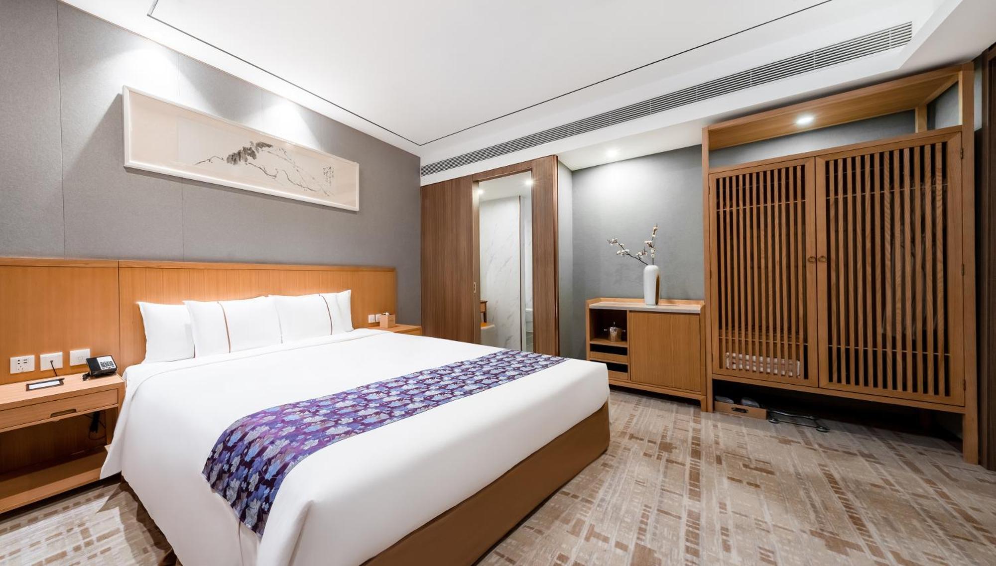 Holiday Inn Guangzhou Zhujiang New Town By Ihg Exterior foto