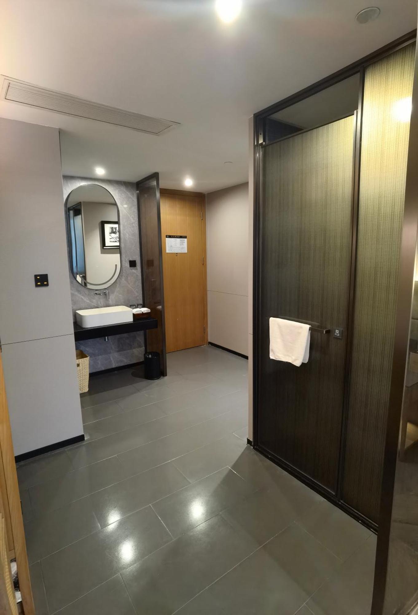 Holiday Inn Guangzhou Zhujiang New Town By Ihg Exterior foto